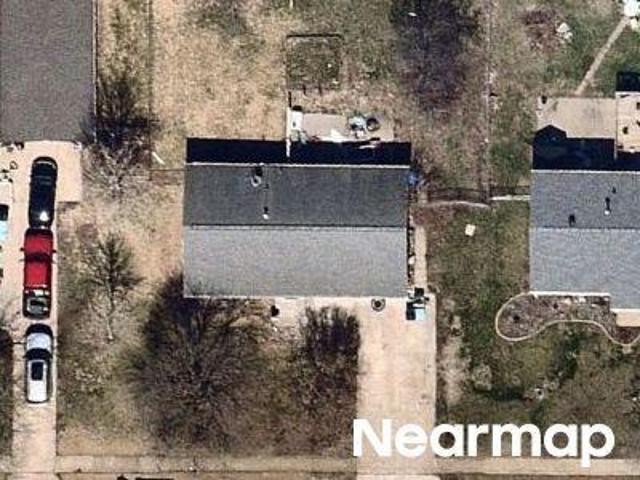 House for sale in Camanche, Clinton County