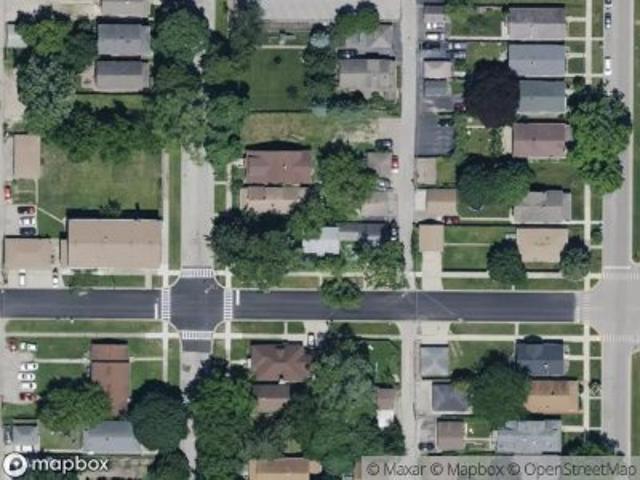 House for sale in Great Lakes, Illinois