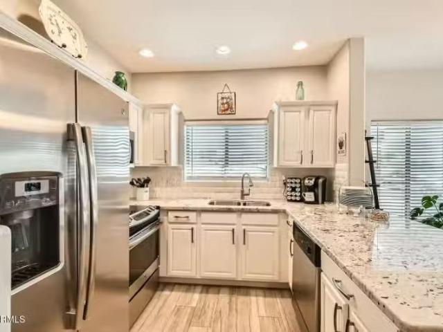 House for sale in Scottsdale House for sale in Scottsdale