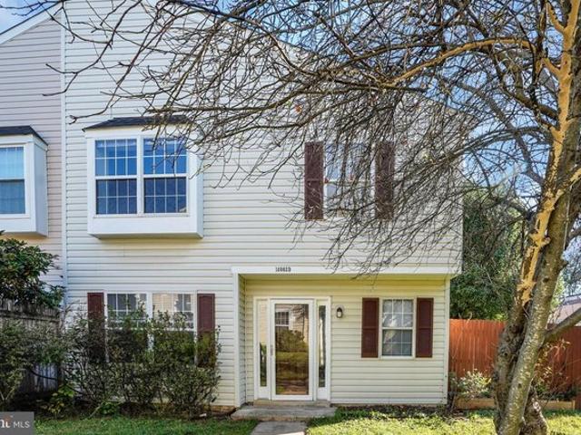 Townhouse for sale in Centreville, Fairfax County