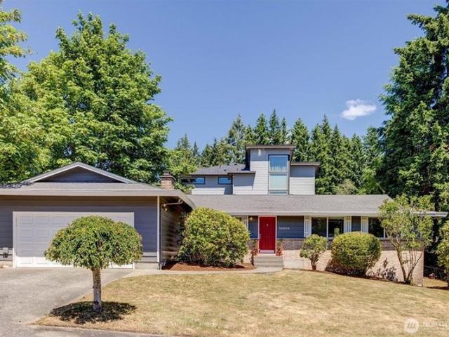 House for sale in Bellevue, Washington