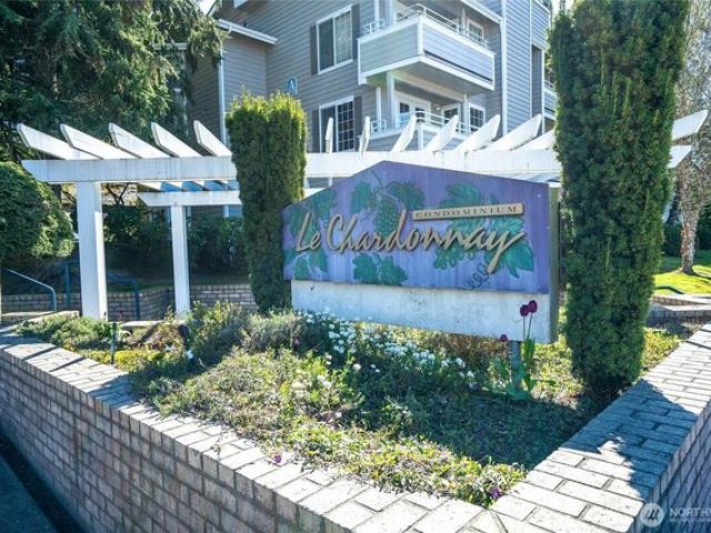 Condo for sale in Woodinville, Washington