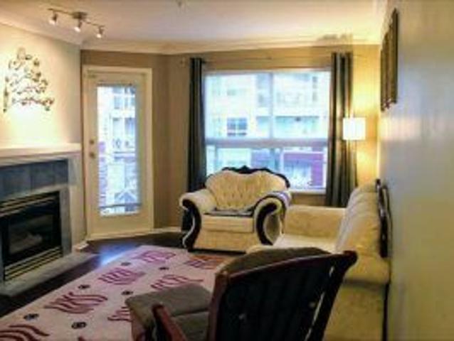 Apartment for rent in Surrey, British Columbia
