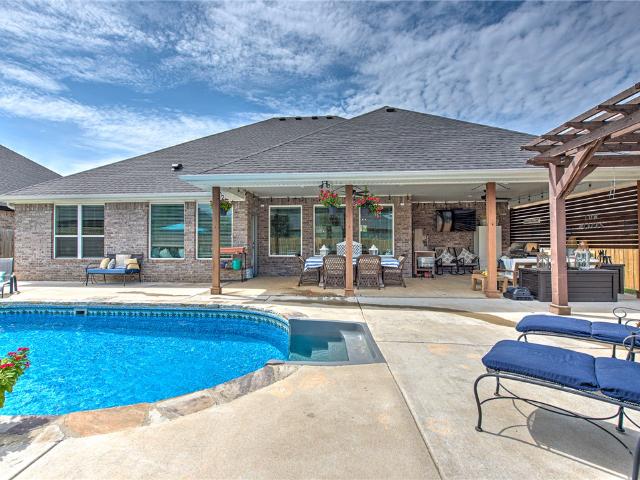 House for sale in Diamond Estates, Centerton