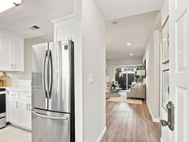 Condo for sale in Santa Clara, California