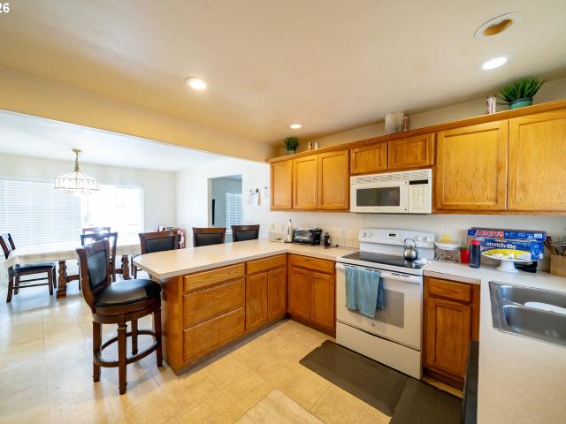 House for sale in Salem, Marion County