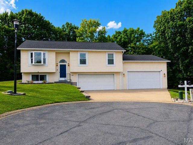 House for sale in Arnold, Missouri