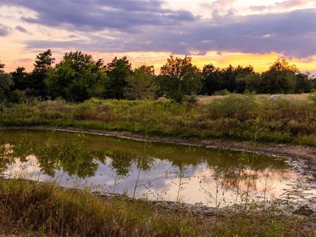 Farm for sale in Smithville, Texas