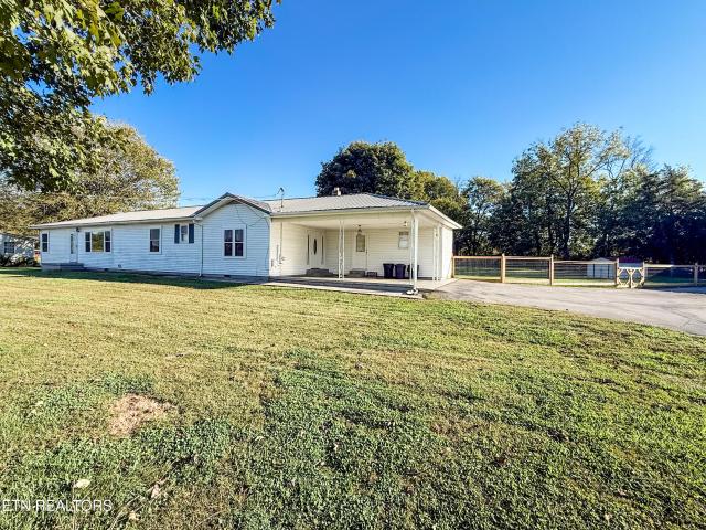 House for sale in Philadelphia, East Tennessee