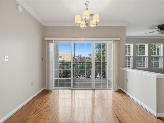 Condo for sale in Virginia