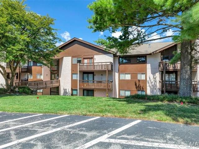 Condo for sale in Saint Charles, Missouri
