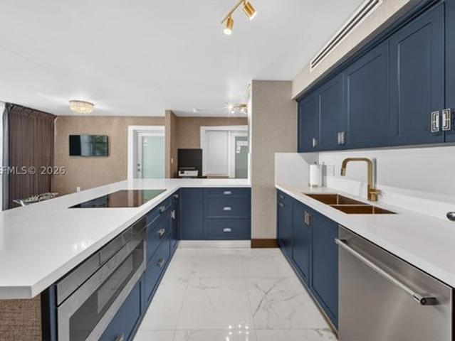 Condo for sale in Miami Beach, Florida