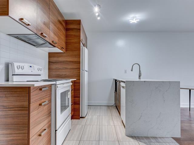 Apartment for rent in Laval-des-rapides, Quebec