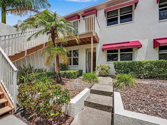 Condo for sale in Largo, Florida