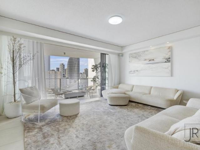 Apartment for rent in Pacific Fair
