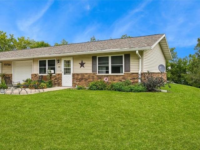 Condo for sale in Belle Plaine, Benton County