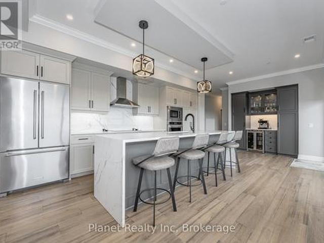Condo for sale in Guelph, Ontario