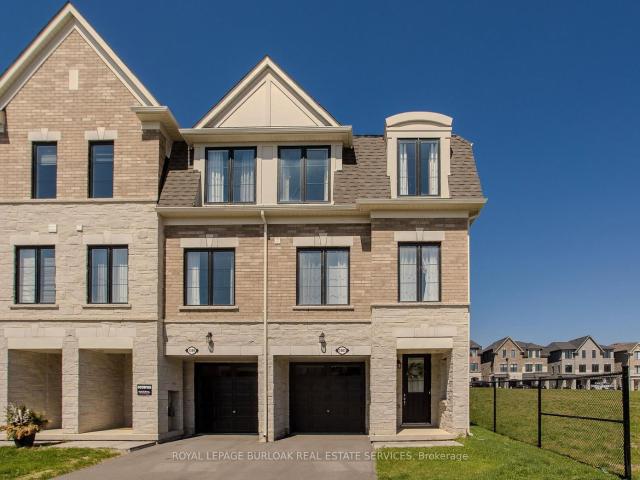 Townhouse for sale in Woburn, Ontario