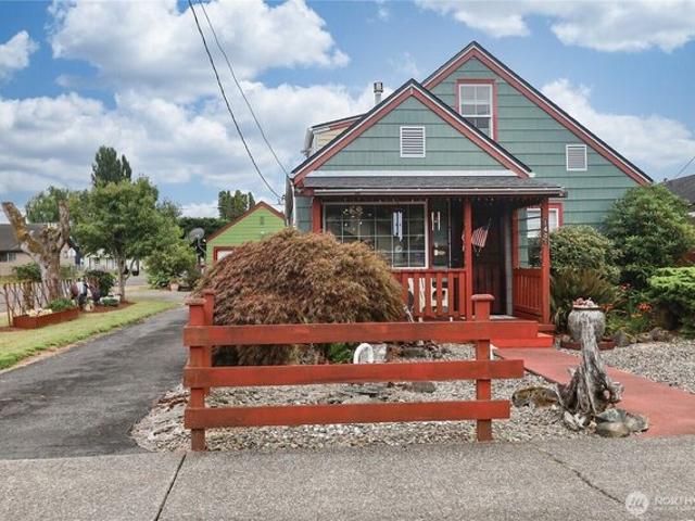 House for sale in Aberdeen, Washington