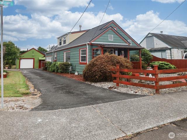 House for sale in Aberdeen, Washington