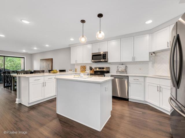 Condo for sale in Hinsdale