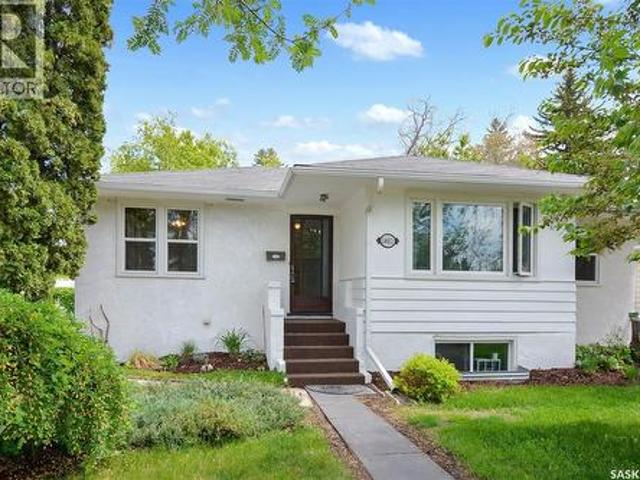 House for sale in Saskatoon, Saskatchewan
