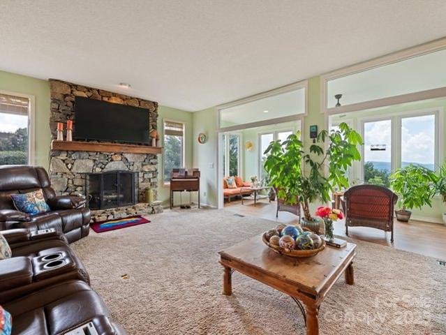 Condo for sale in Hendersonville, North Carolina