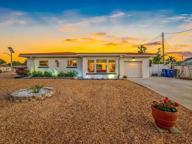 House for sale in South Pasadena, Florida