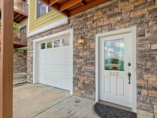 Condo for sale in Hiawassee