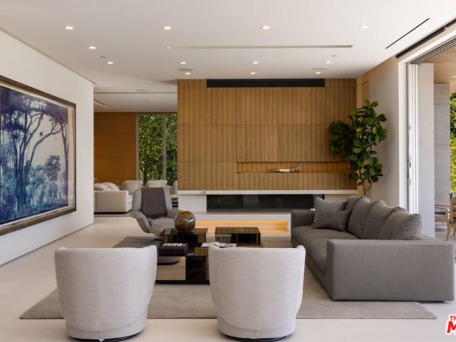 Property for rent in Canoga Park, California