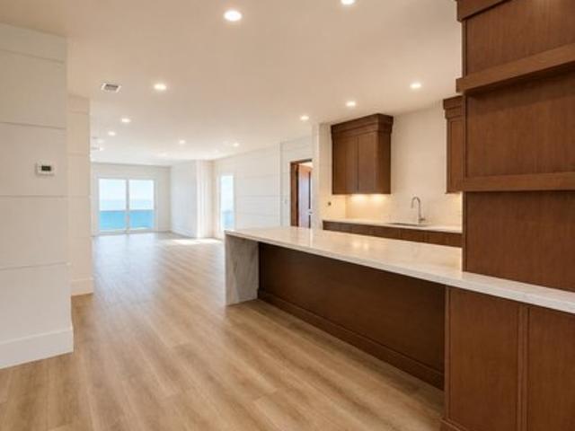 Condo for sale in Isle Of Palms, South Carolina