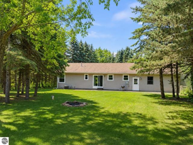 House for sale in Green Lake, Michigan