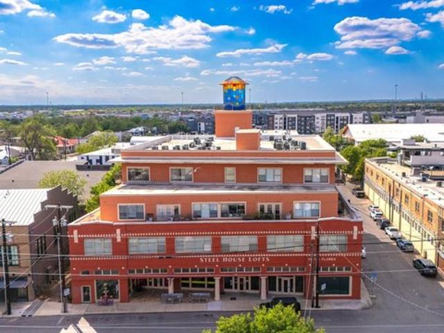 Condo for sale in Leesville, Texas