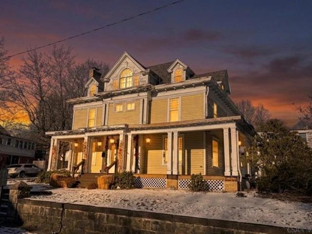 House for sale in Somerset, Pennsylvania