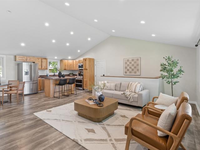 House for sale in Clear Lake, Cerro Gordo County