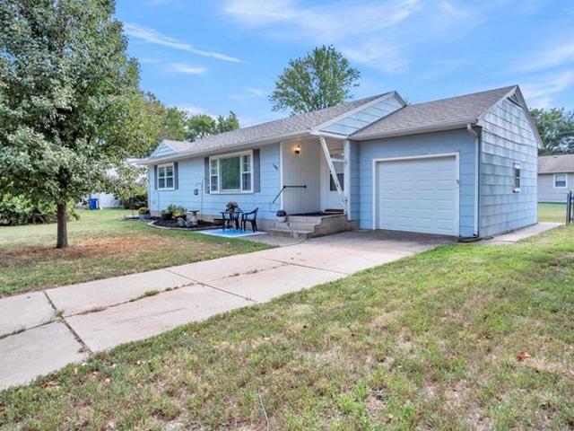 House for sale in Newton, Harvey County