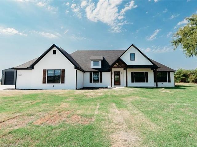 House for sale in Ark