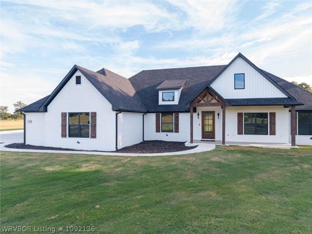 House for sale in Lavaca, Sebastian County
