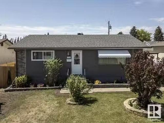House for sale in Wedgewood, Alberta
