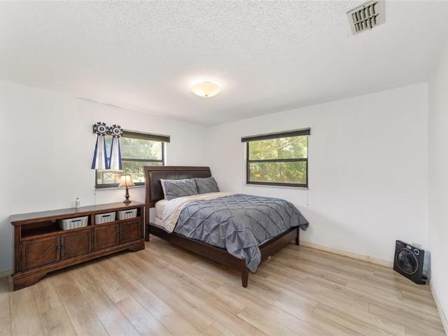 House for sale in Morriston, Florida