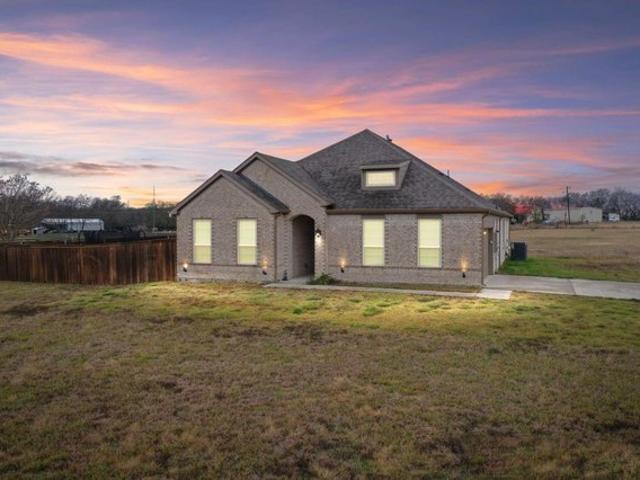 House for sale in Fannin, Texas