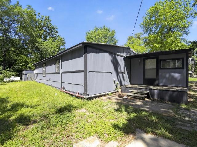 House for sale in Henderson, Texas