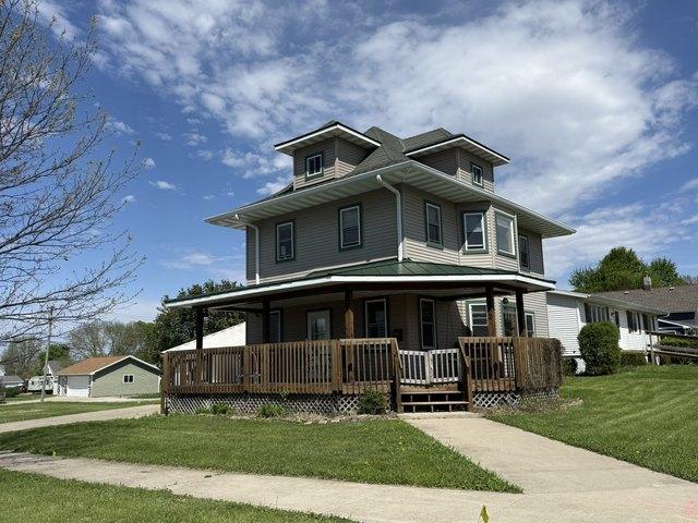 House for sale in Belle Plaine, Iowa