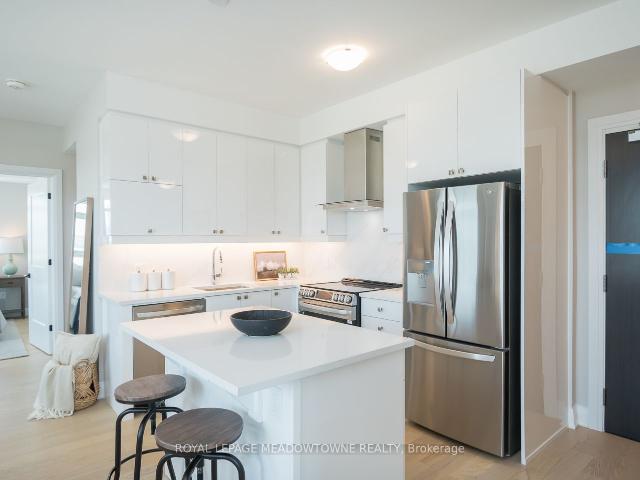 Condo for sale in Milton, Ontario