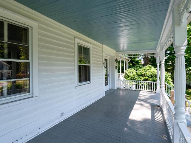 House for sale in Kinderhook, New York