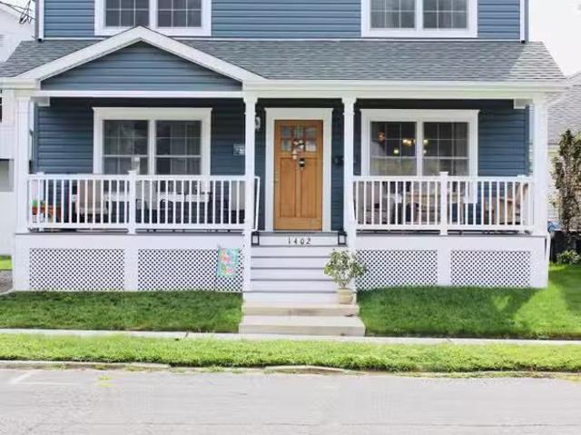 House for rent in Freehold