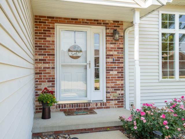 Condo for sale in Mahomet, Illinois