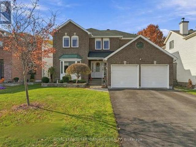 House for sale in Fallingbrook, Ottawa