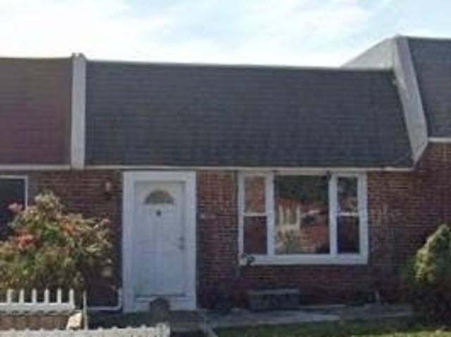 Townhouse for sale in Delco, Pennsylvania