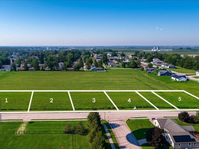 Land for sale in Washington, Iowa